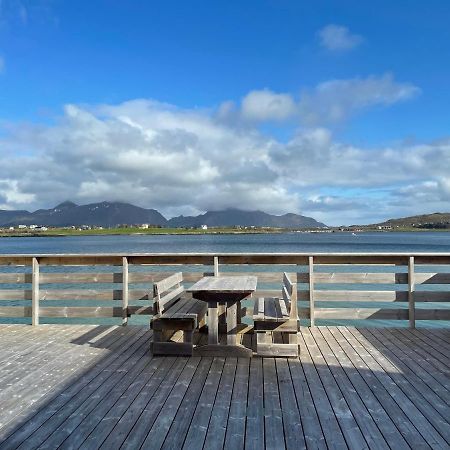 Luxurious Cabin By The Waterfront Leknes Exterior photo