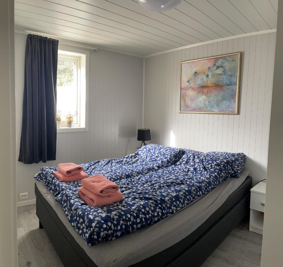 Luxurious Cabin By The Waterfront Leknes Exterior photo