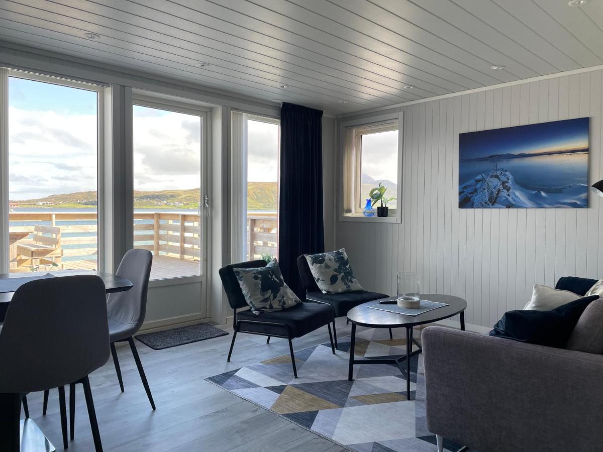 Luxurious Cabin By The Waterfront Leknes Exterior photo